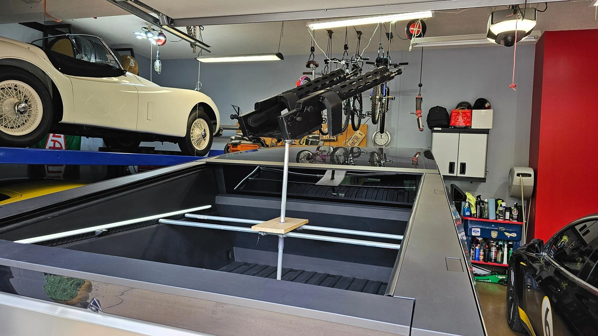 Tesla Cybertruck Prop machine gun turret (Halo theme) for Cybertruck bed - DIY project now fully functional 1000027854