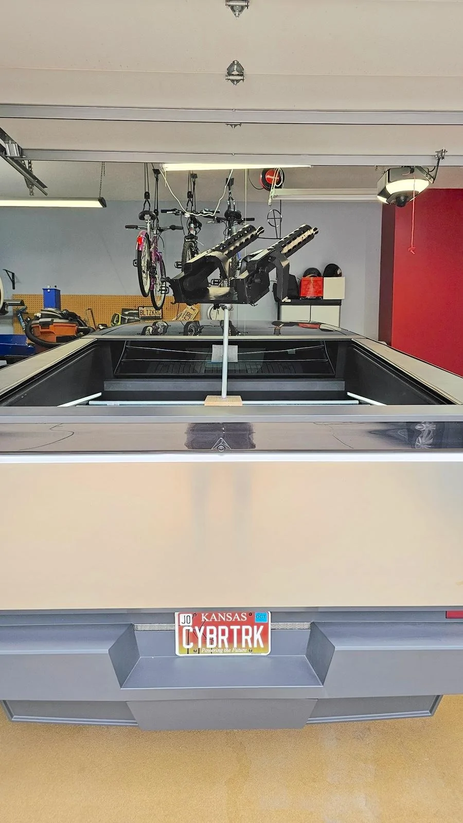 Tesla Cybertruck Prop machine gun turret (Halo theme) for Cybertruck bed - DIY project now fully functional 1000027853-jpg