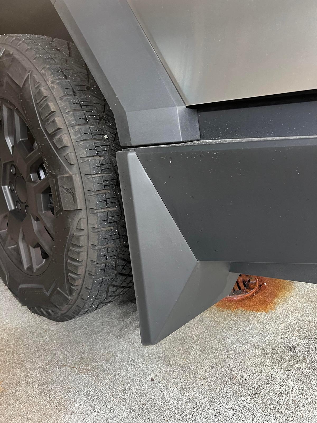 Tesla Cybertruck BestEvMod Mud Flaps for your Cybertruck, limited time 10% off mudflap1