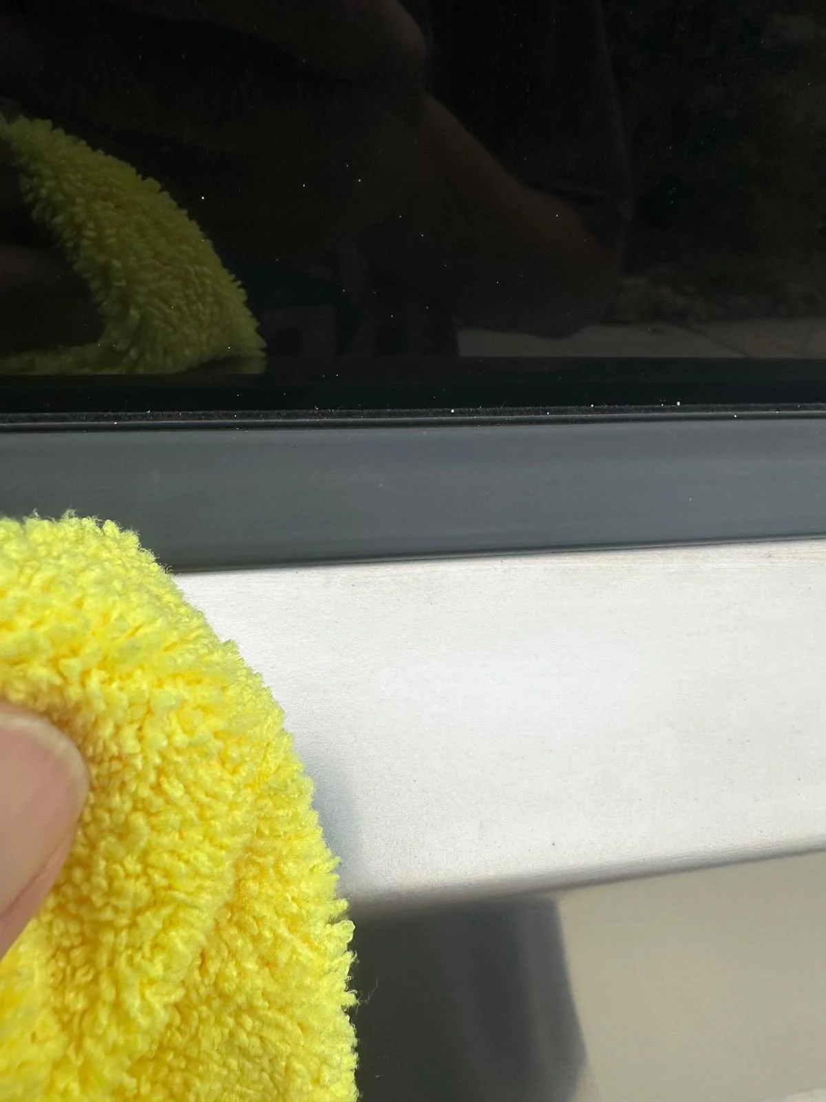 Tesla Cybertruck Cleaning - BKF not working -scrub harder? IMG_4613