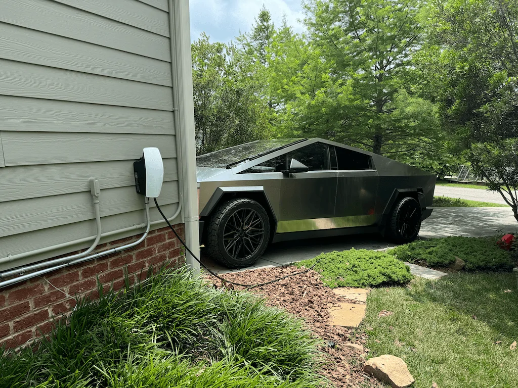 Tesla Cybertruck PowerShare Rolling Out! (Updated Images) Truck charging