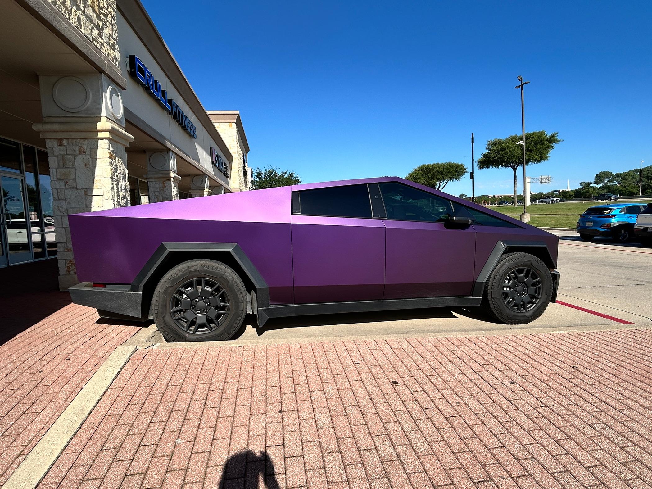 Tesla Cybertruck BLUE / BLURPLE / PURPLE Vinyl Wrap & PPF Cybertruck -- Photos & Videos img_1209-