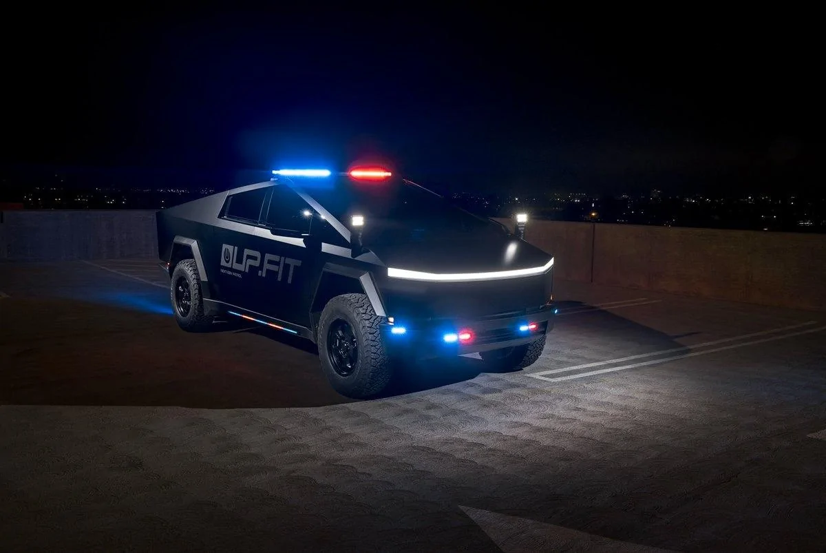Tesla Cybertruck Cybertruck Police Vehicle launched by Unplugged Performance UPfit GPdDJ9PbIAAPXjQ