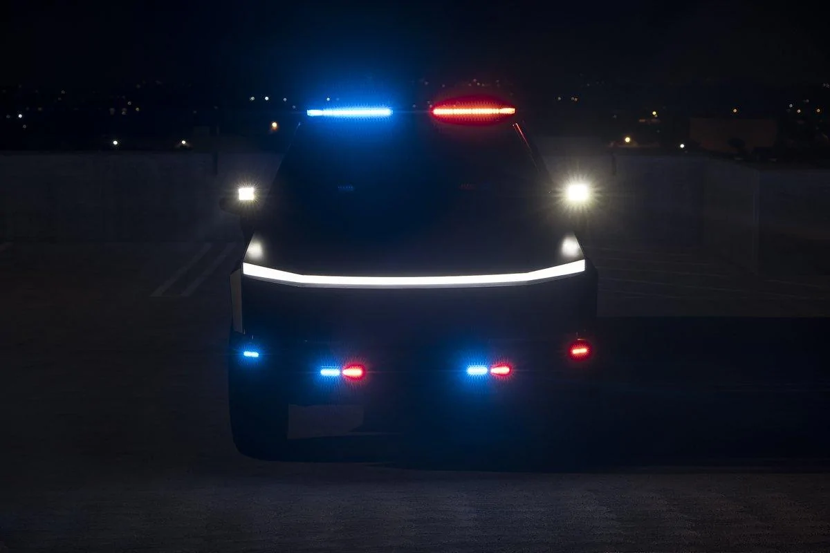 Tesla Cybertruck Cybertruck Police Vehicle launched by Unplugged Performance UPfit GPdDJ9Kb0AAFfij