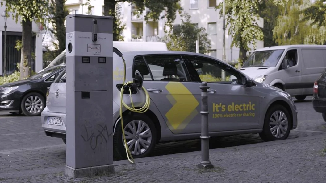 Tesla Cybertruck Volkswagen electric cars: what you need to know we_share_050