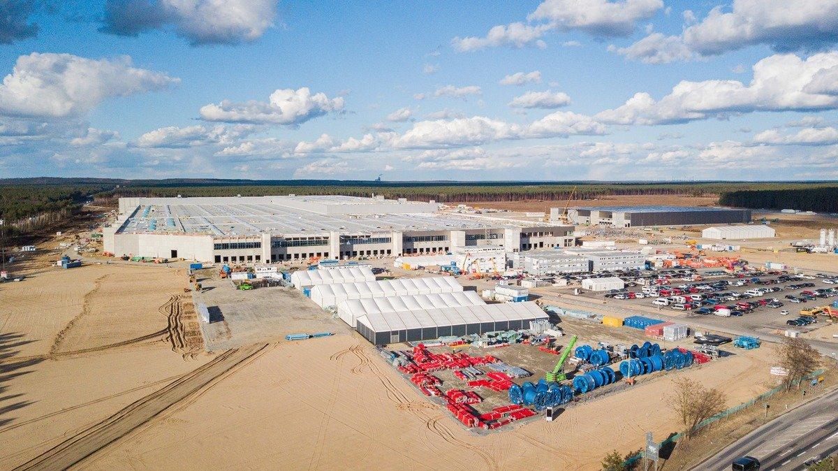 Tesla Cybertruck German Documentary Points To Issues At Tesla Gigafactory In Grünheide 1_e25f5dbe-0871-4548-8716-fc27d44e3853_1600x