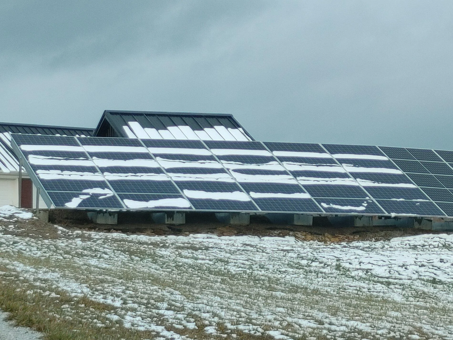 Tesla Cybertruck Kentucky here! Solar Array winter 20-21(1)