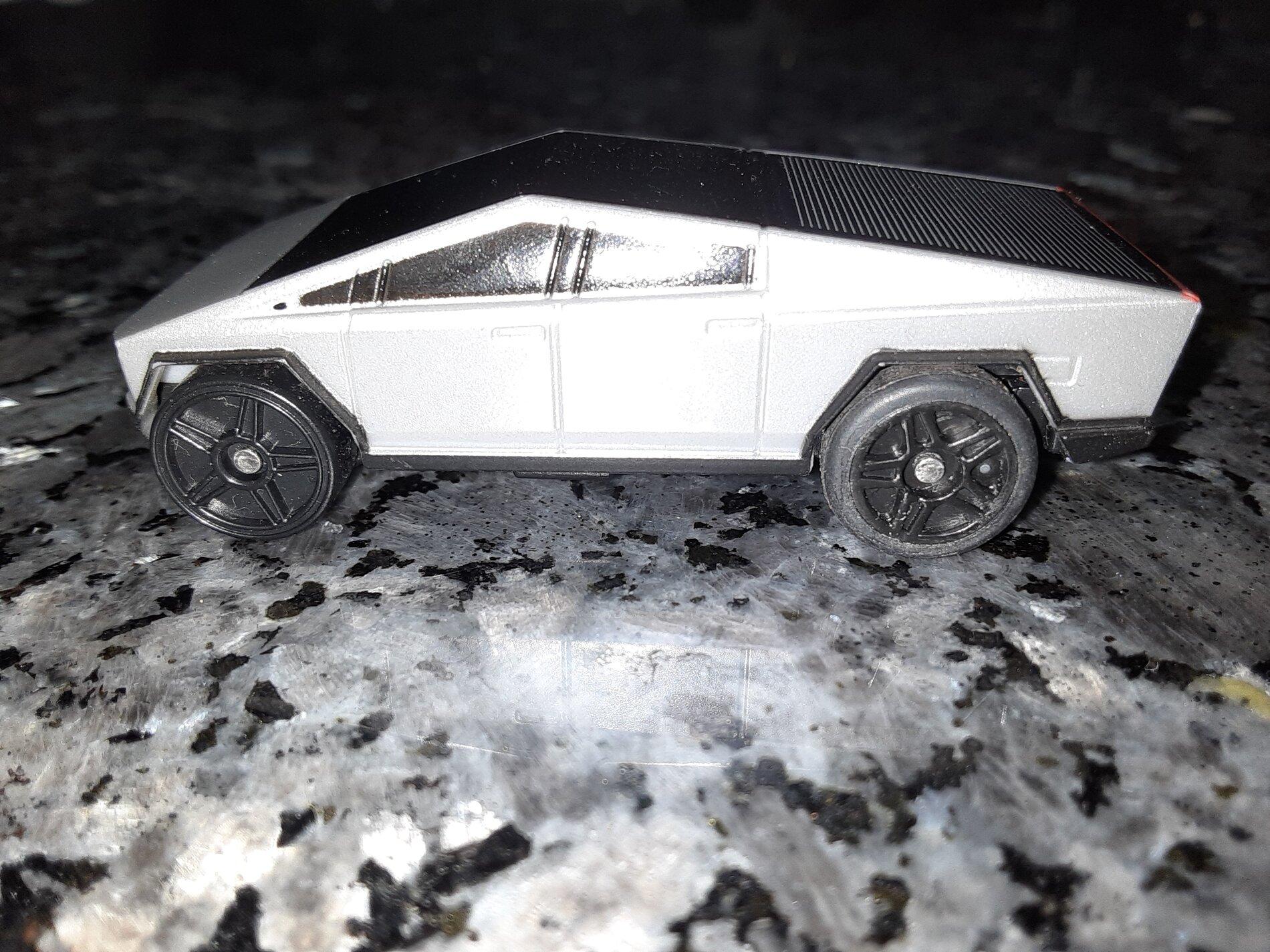 Tesla Cybertruck Hotwheels RC Cybertruck starts deliveries. Have you received yours? 20210328_210921