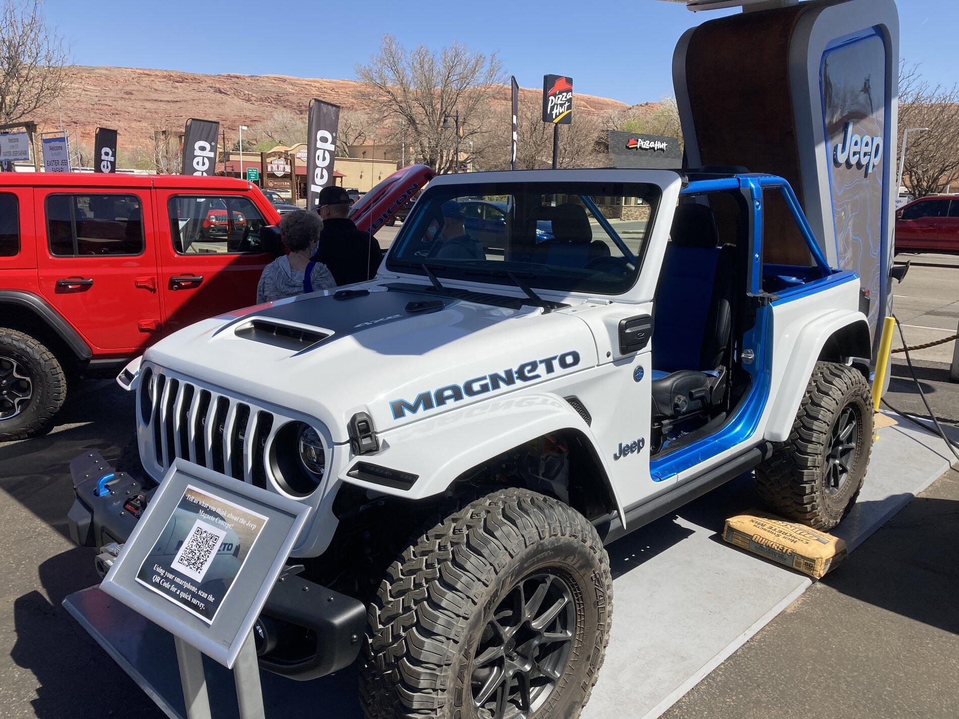 Tesla Cybertruck Jeep shows working prototype EV... With manual transmission? 0BBBE51F-D6A9-4E86-8492-3D190AF91D0C