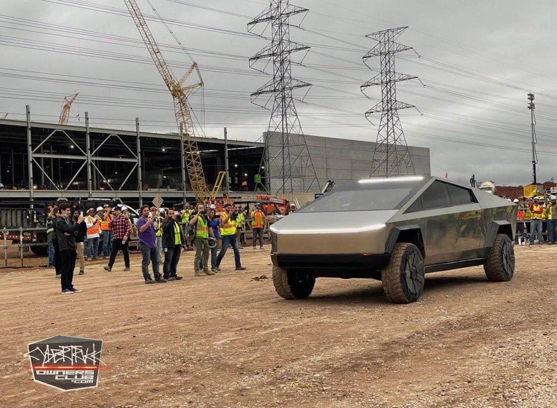 Tesla Cybertruck ? Cybertruck Spotted at Giga Texas Plant! + Interior Look with Yoke Steering Wheel and Performance Pedals! Tesla Cybertruck spotted at Giga Texas Plant Elon Musk driven 1