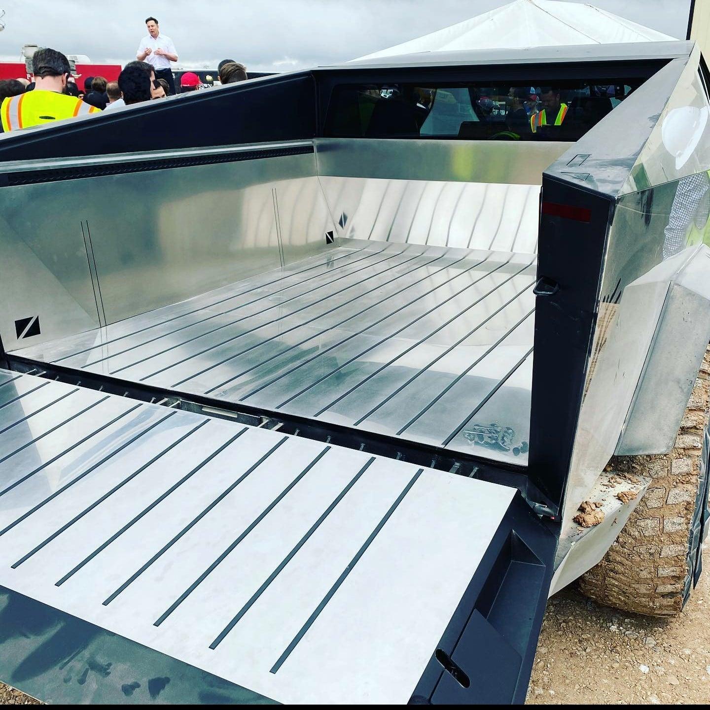 CyberTruckBed.jpg