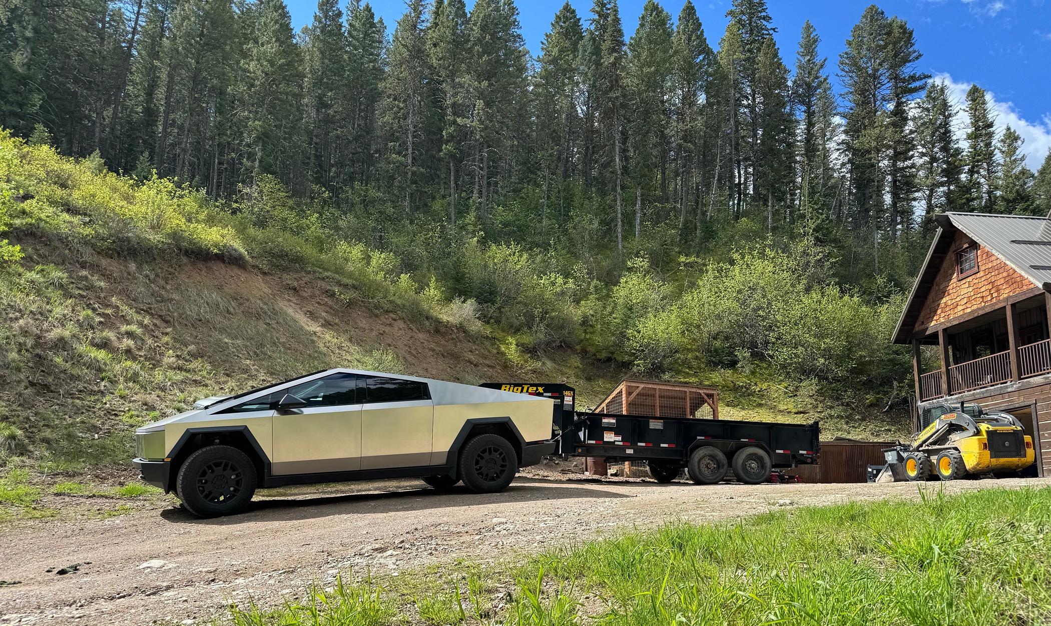 Tesla Cybertruck 🦾 Cybertruck doing truck stuff!  Post your photos! tempImageYDHDZc