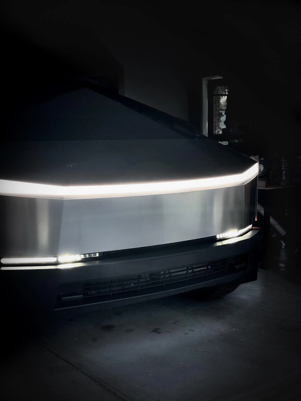 Tesla Cybertruck Daily random Cybertruck photos thread - Post Yours! 📸 🤳 IMG_3304_jpg