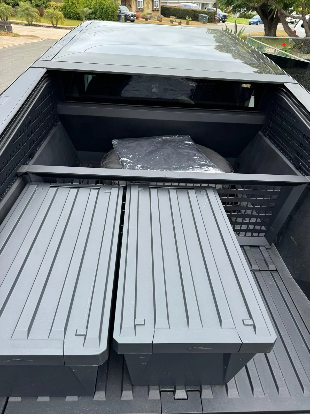 Tesla Cybertruck Vault Cargo Storage Bins - Review Impressions IMG_0605
