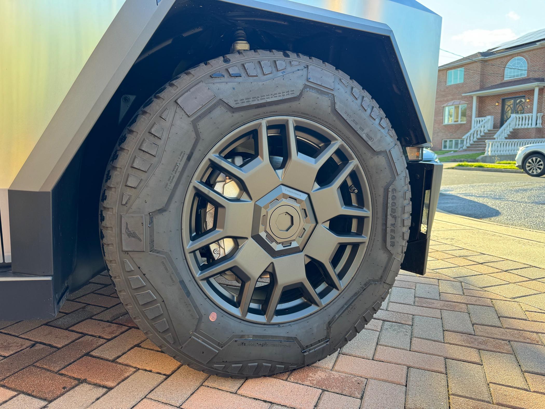 Tesla Cybertruck Cybertruckco aluminum locking wheel caps installed - review and pics IMG_0084