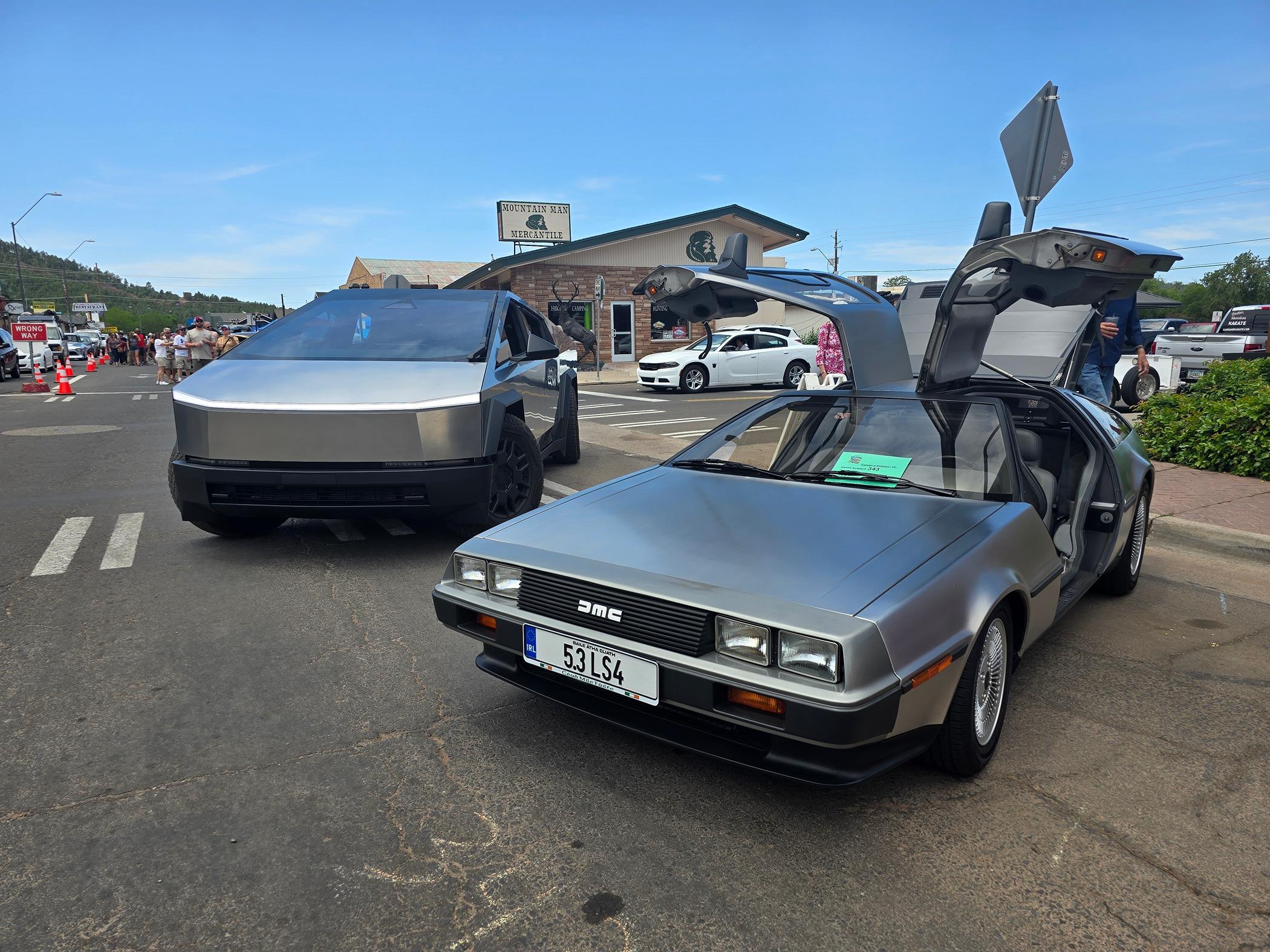 Tesla Cybertruck Daily random Cybertruck photos thread - Post Yours! 📸 🤳 1000008951