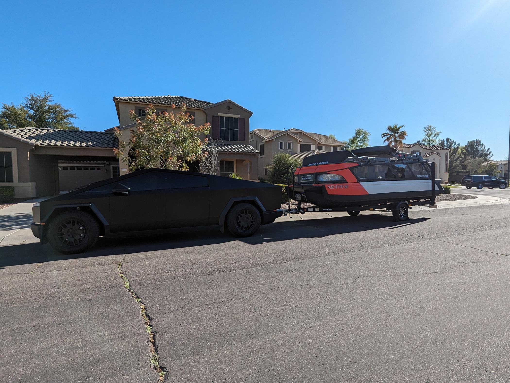 Tesla Cybertruck Let's see your Cybertruck towing Electric Boats or Any Boats PXL_20240407_231308752