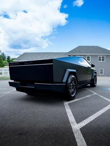Tesla Cybertruck BLACK Vinyl Wrap & PPF Cybertruck -- Photos & Videos IMG_2178