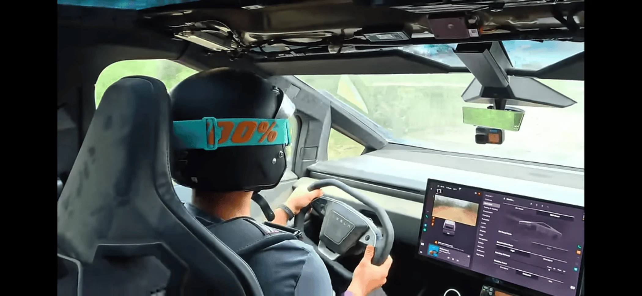 Tesla Cybertruck Tactical Grey Interior - Real Life Images [Photos] IMG_2097
