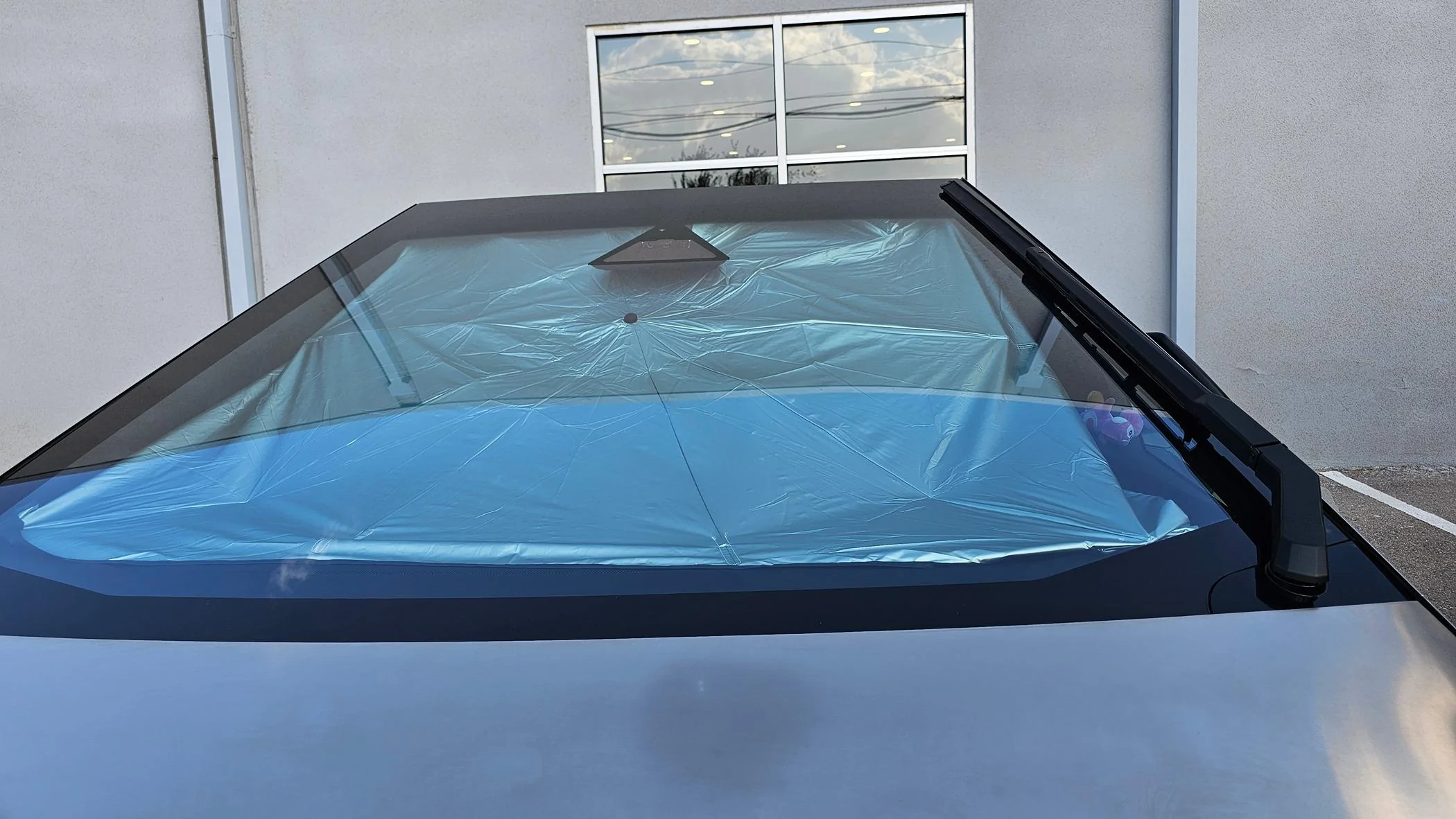 Tesla Cybertruck Front windshield sun shade -- why no aftermarket options? 20240614_175857