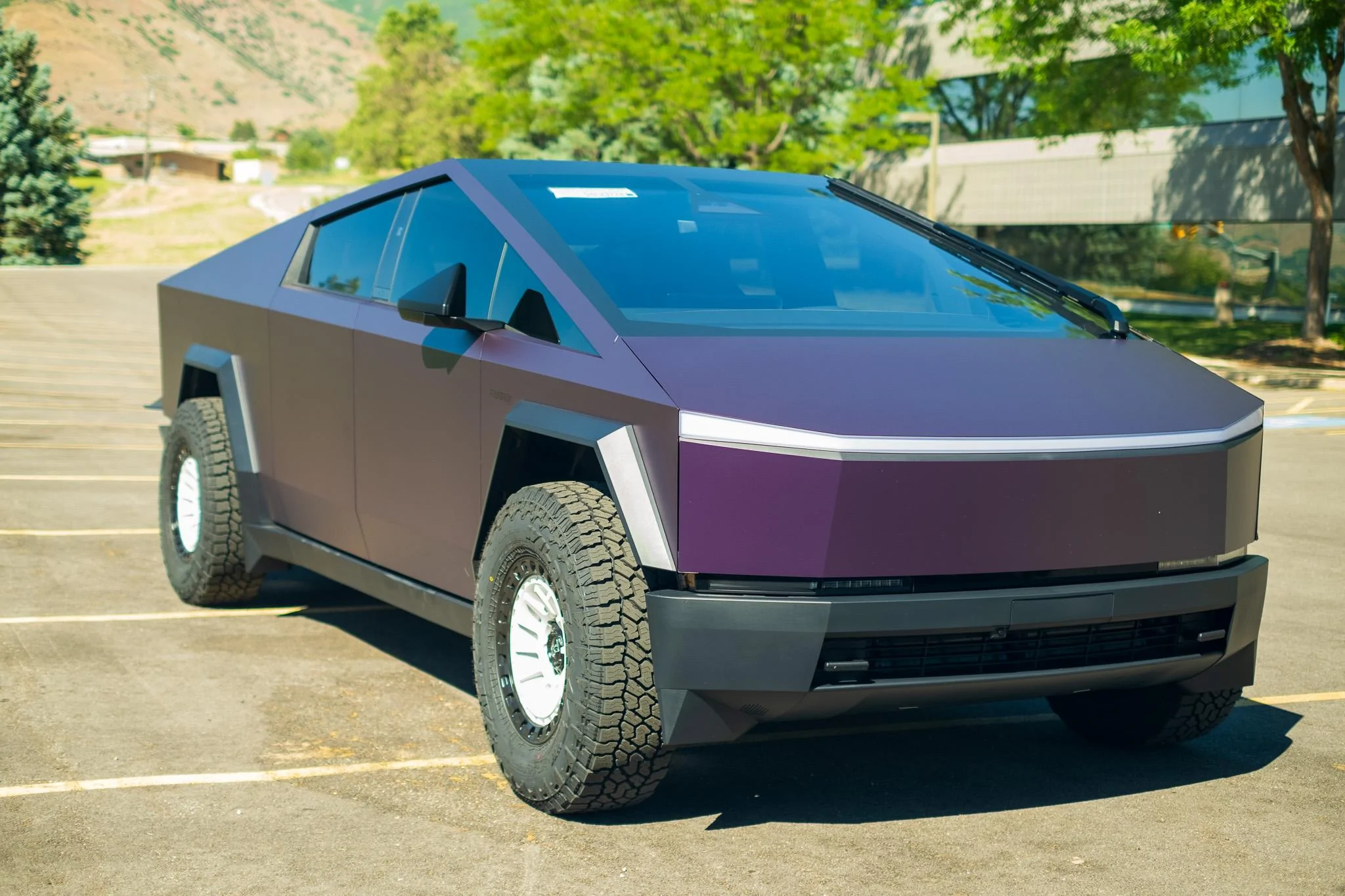 Tesla Cybertruck BLUE / BLURPLE / PURPLE Vinyl Wrap & PPF Cybertruck -- Photos & Videos DSCF2710