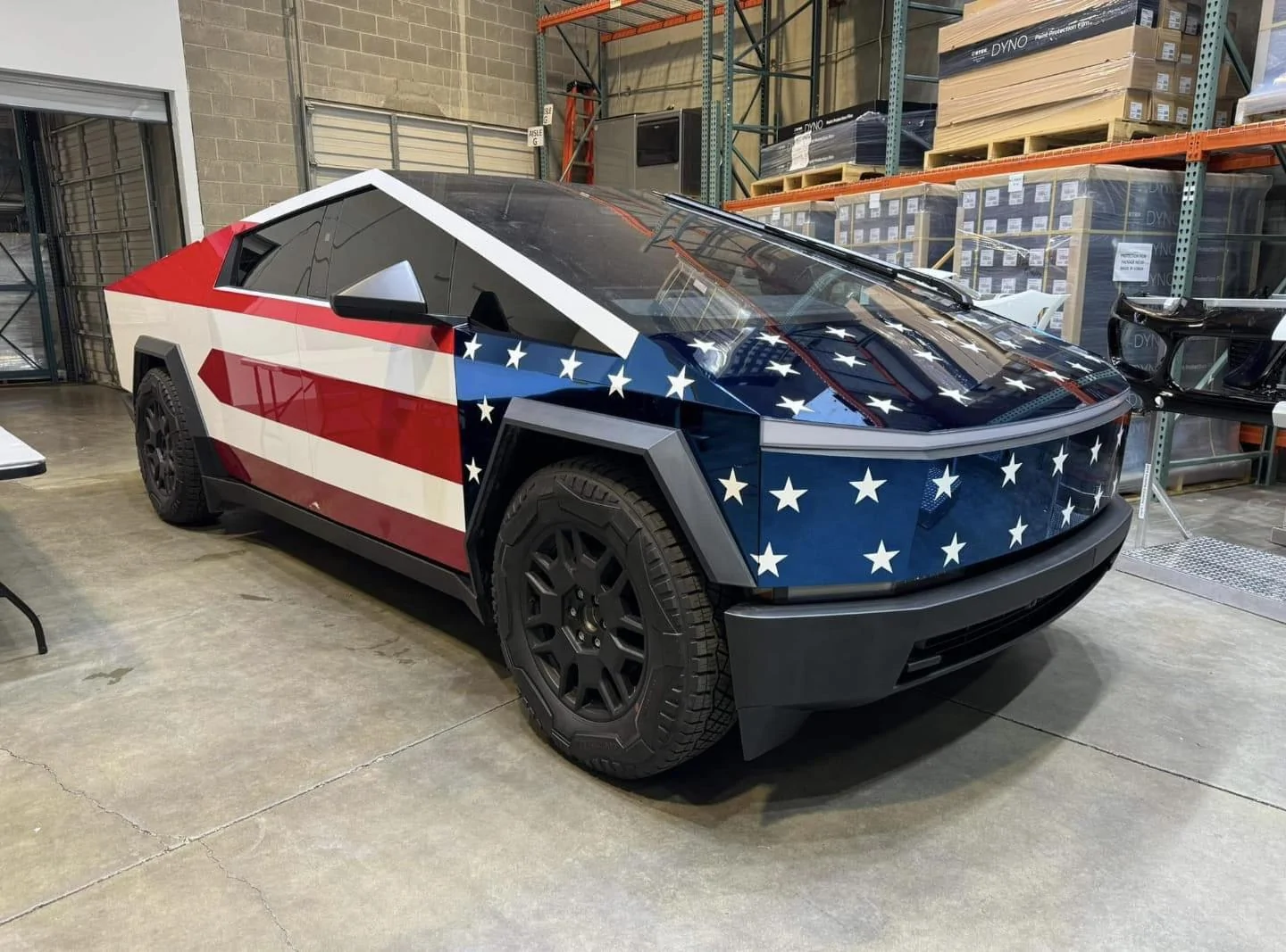 Tesla Cybertruck Most patriotic PPF wrap ever. 🇺🇸 US flag stars and stripes us-flag-wrap-cybertruck-jpeg