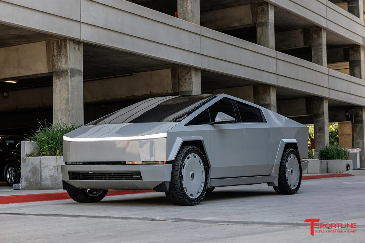 Tesla Cybertruck Triple Chalk Grey Cybertruck w/ wrapped bumpers and 24" Monoblock wheels cig-cozy-gallery-11917G8o-inozetek-chalk-grey-cybertruck-24-inch-aftermarket-wheels-ctm-custo