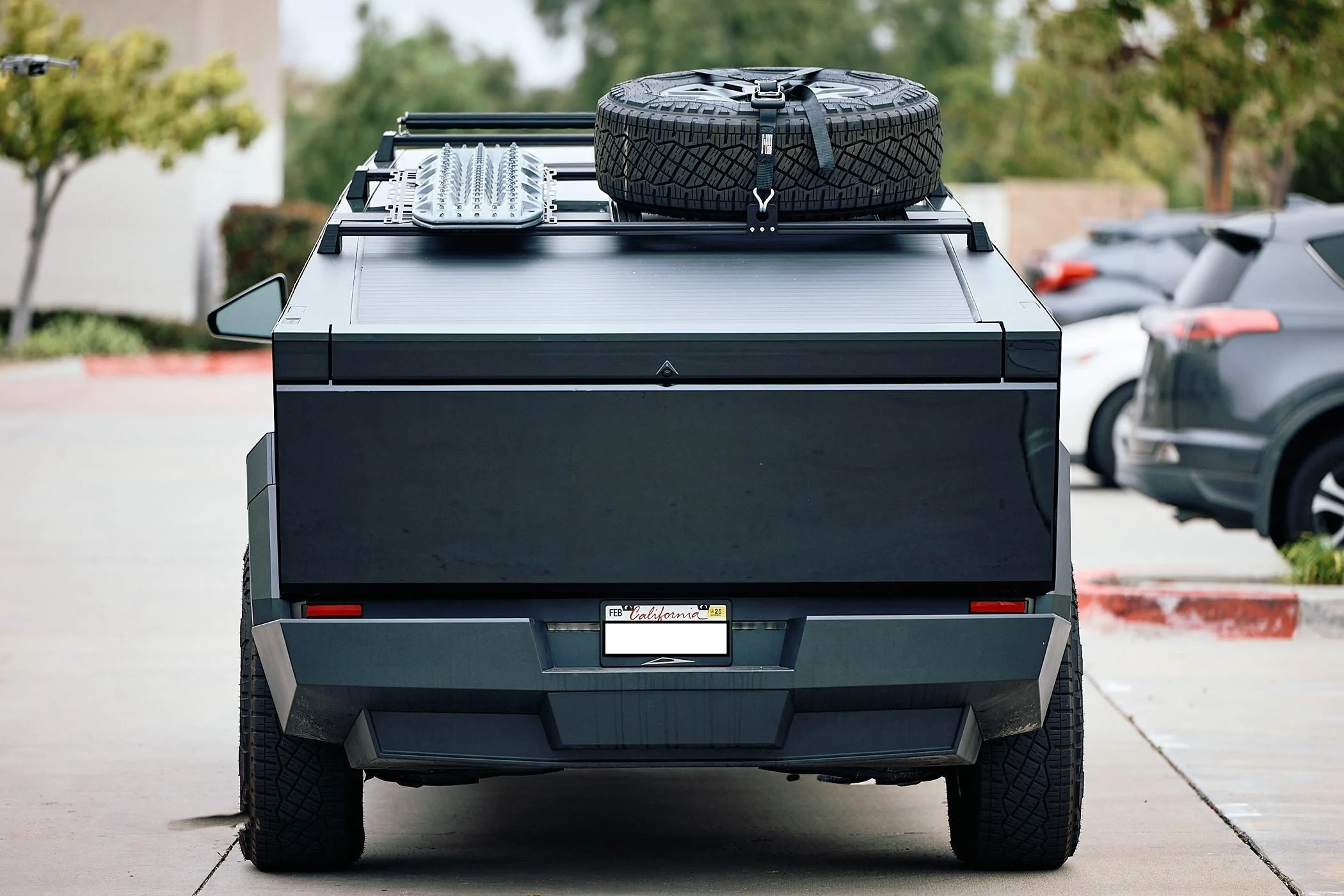 Tesla Cybertruck CybertruckCo Baja Build Stage 1 2024.06.CybertruckCo.06.Rear Horizontal.ig