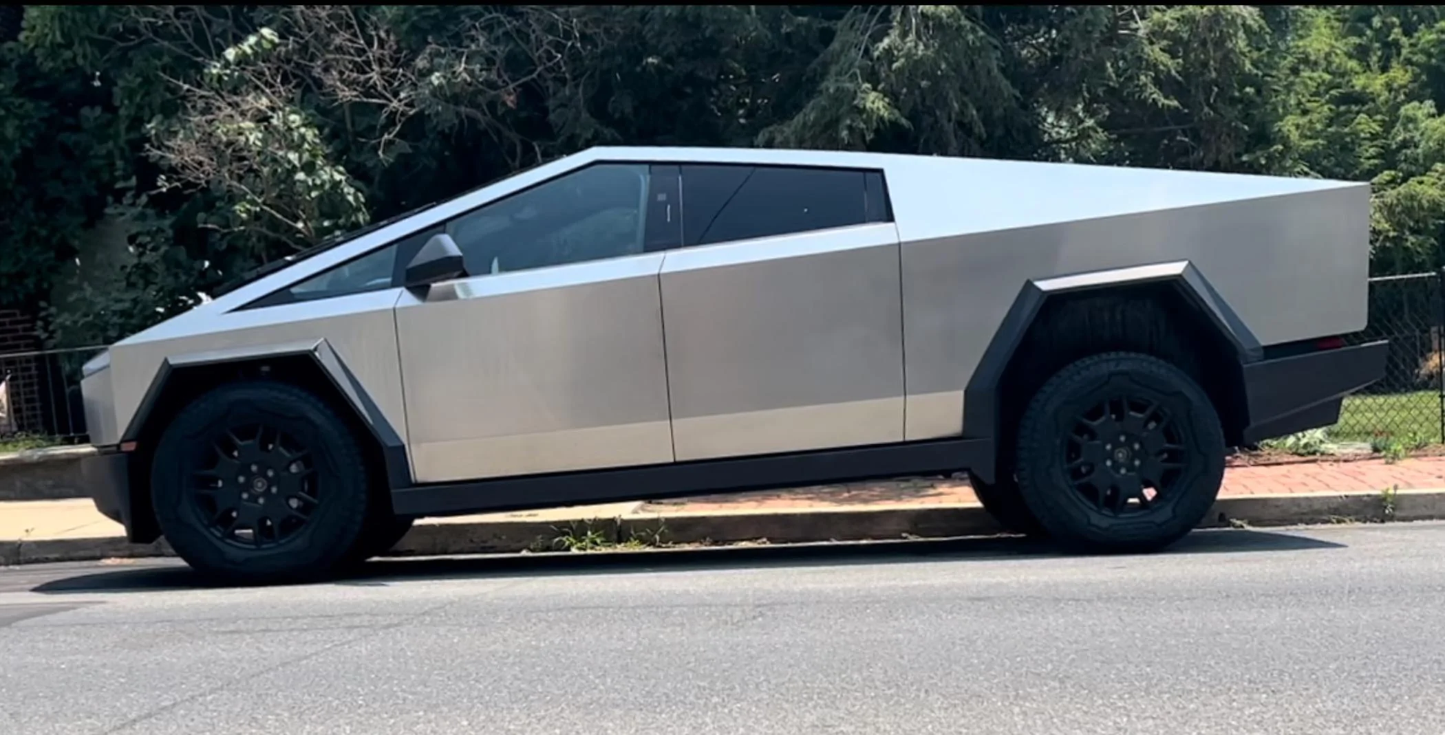 Tesla Cybertruck Needs Cheetah Mode! IMG_1735