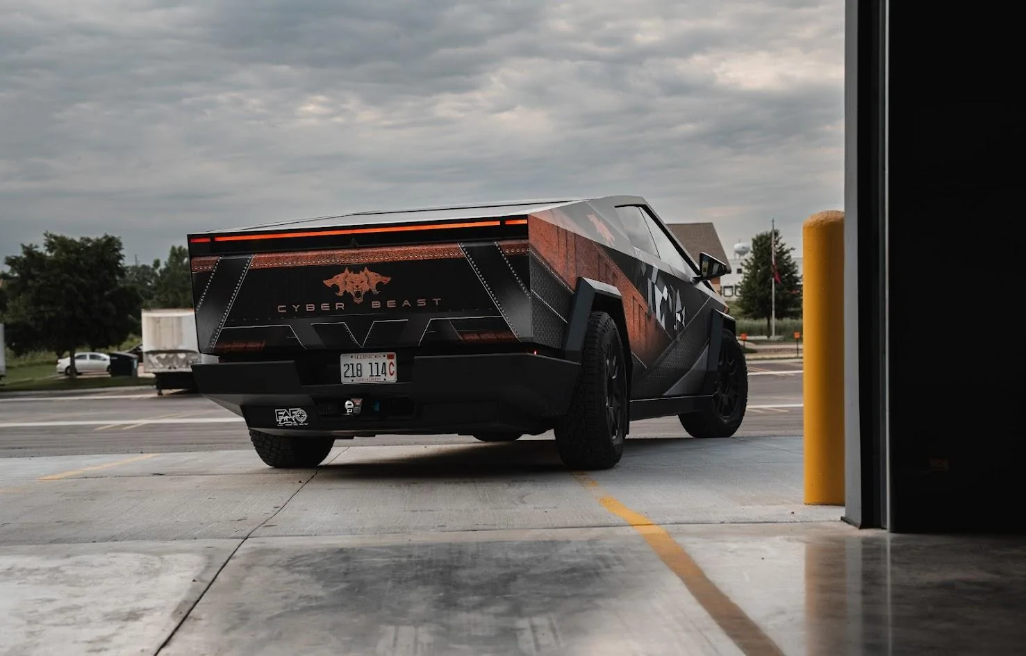 Tesla Cybertruck My CyberTruck and brakes calipers wrapped + windows tinted Tesla back 1