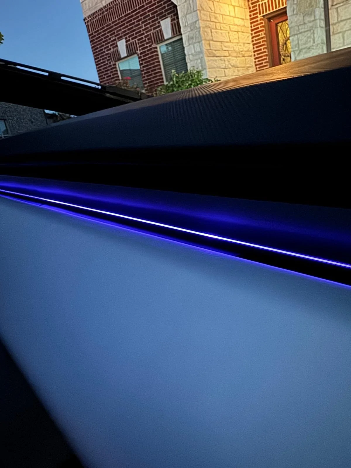 Tesla Cybertruck Ambient light bar with hot spots IMG_6522