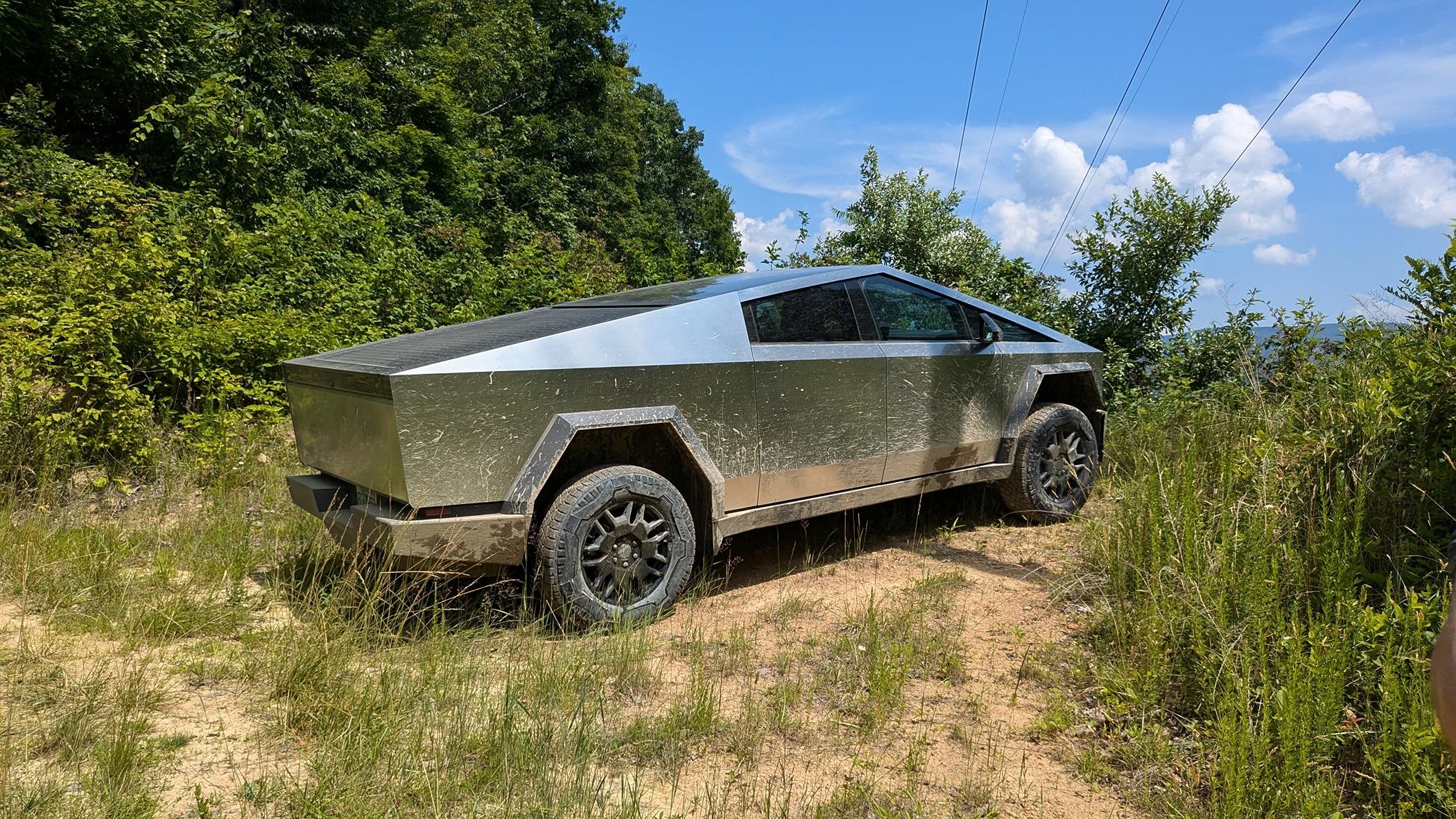Tesla Cybertruck Awesome off-road but plastics are too soft PXL_20240616_192159095.MP