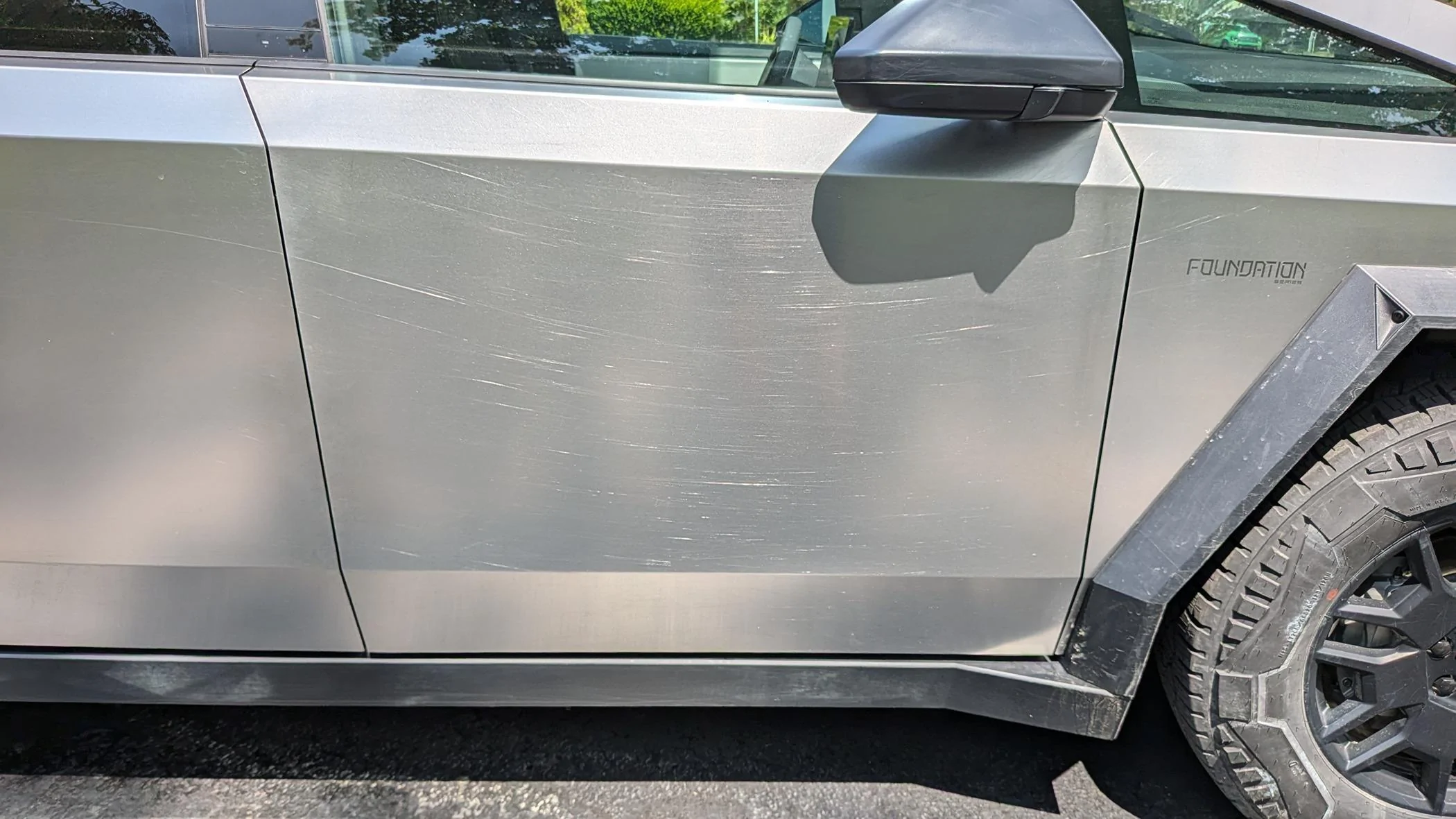 Tesla Cybertruck Awesome off-road but plastics are too soft PXL_20240617_192500753.MP