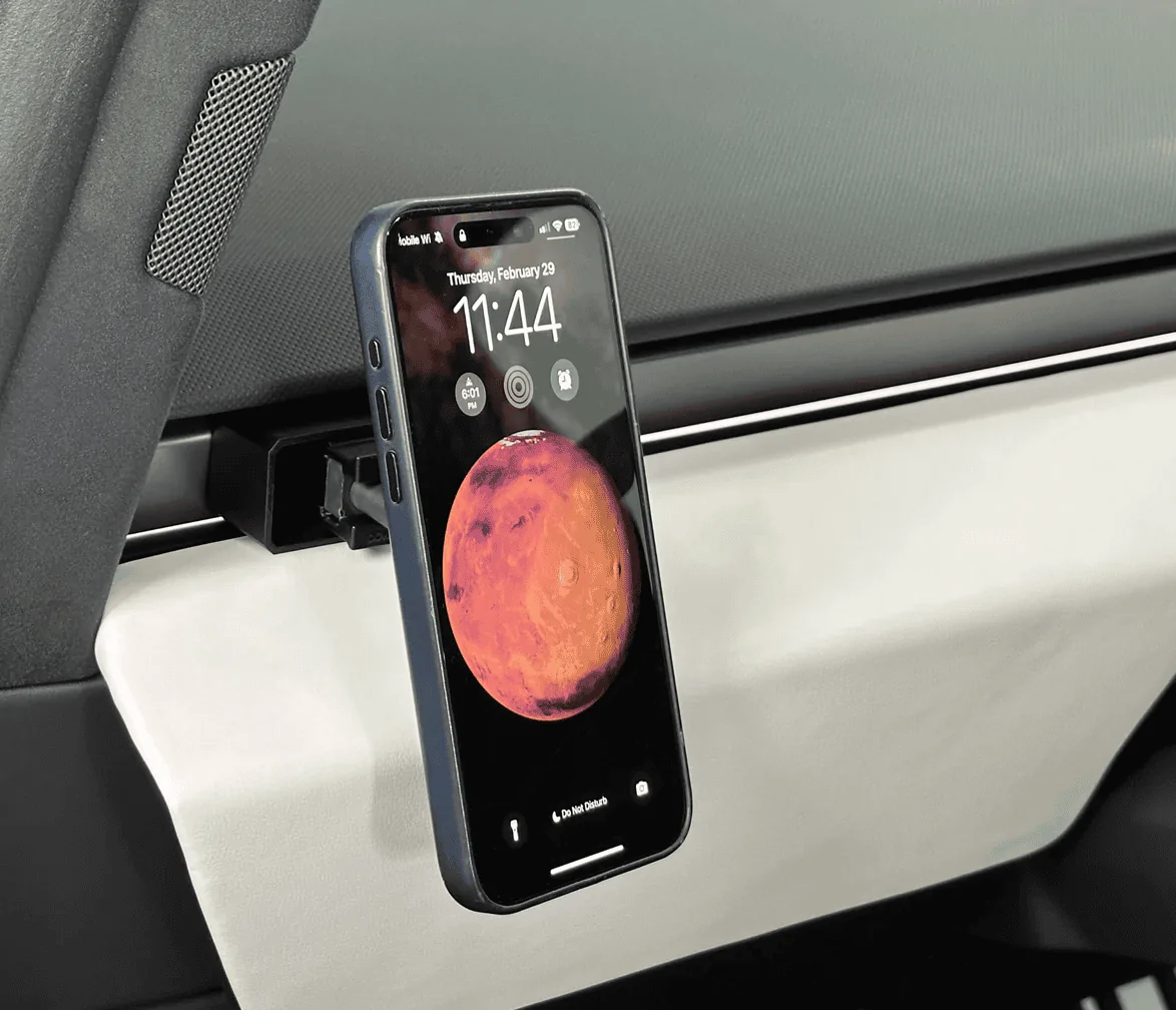 Tesla Cybertruck Best phone mount for Cybertruck! Screenshot 2024-06-21 at 3.01.32 PM