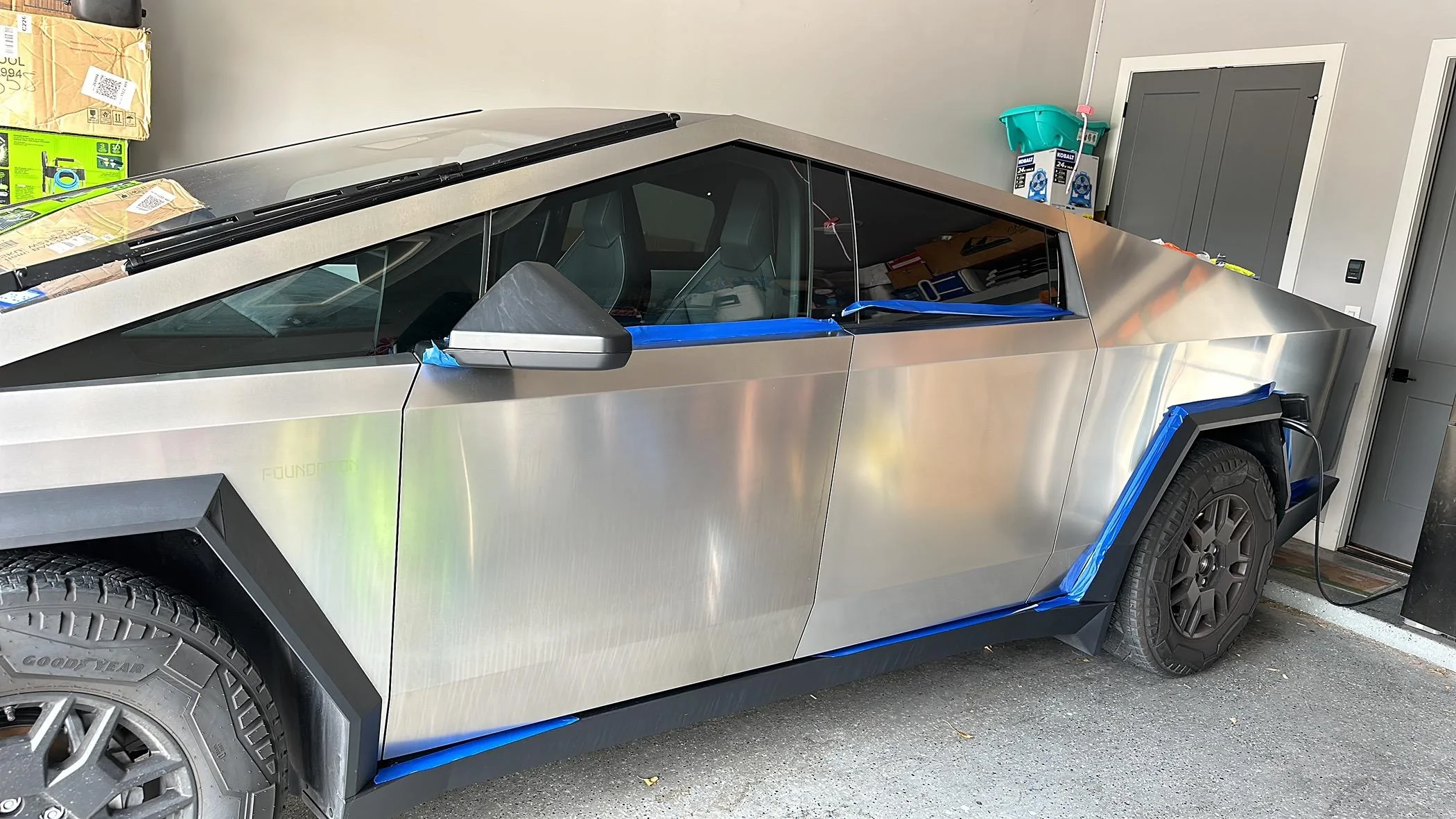Tesla Cybertruck Bar Keepers Friend changed my Cybertruck's finish! 7511746D-BB72-4A38-B4D6-2E64710EF76B