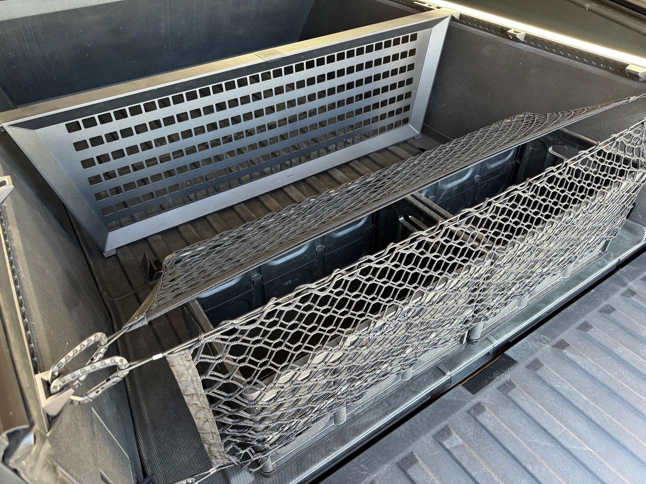 Tesla Cybertruck Installed three types of bed cargo nets from BestEVMod / EVVida IMG_6676
