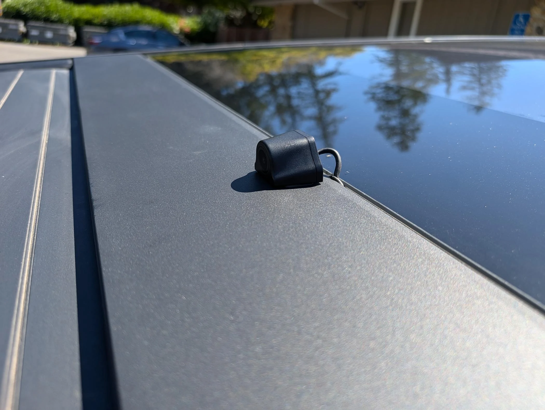Tesla Cybertruck Digital Rear View Mirror Installed - WOLFBOX 12" Rear View Mirror Camera ... cheap and it works PXL_20240615_224128079