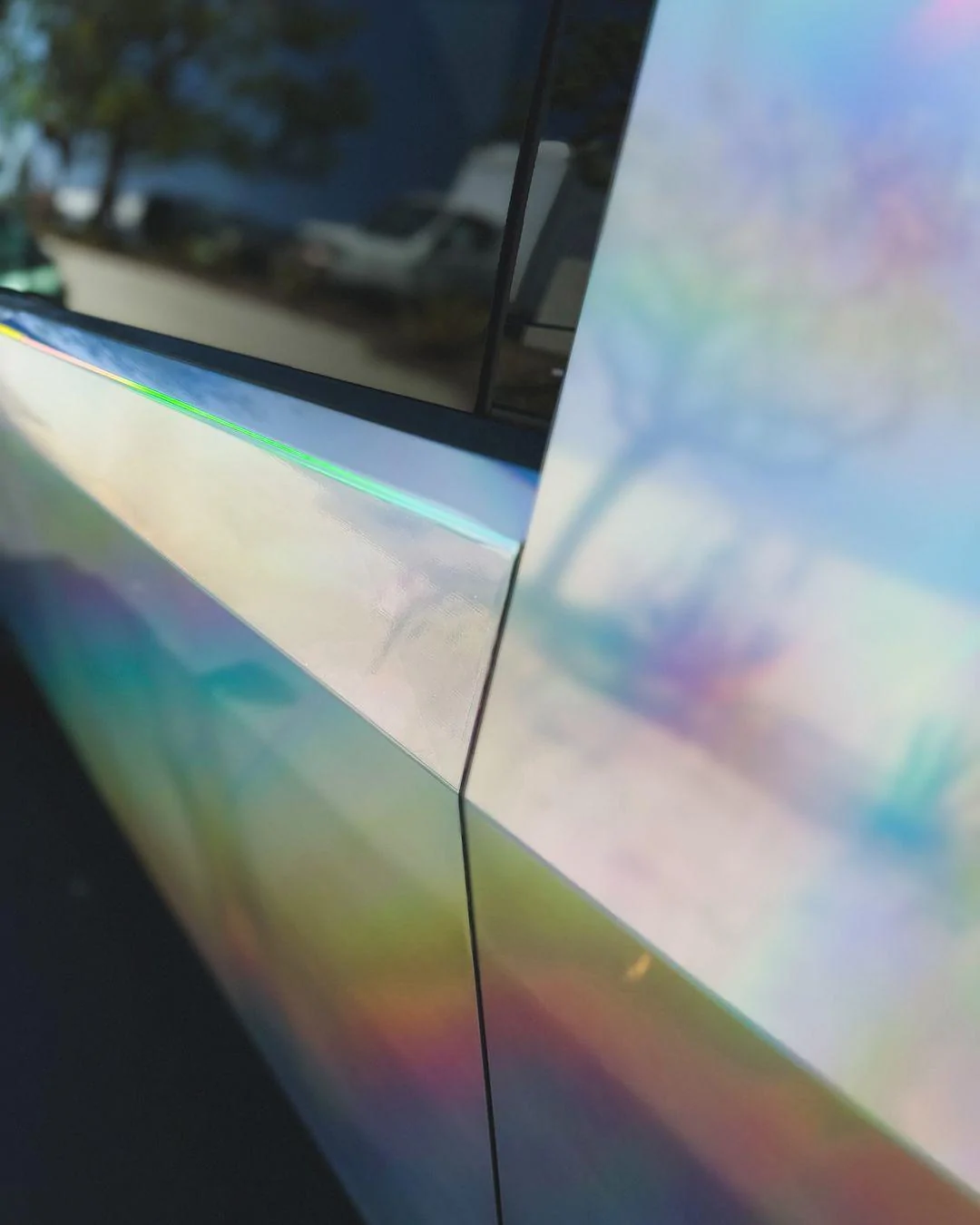 Tesla Cybertruck COLOR SHIFT / FADE / CHAMELEON Vinyl Wrap & PPF Cybertruck -- Photos & Videos Chrome Laser Electroplated Silver Cybertruck 5