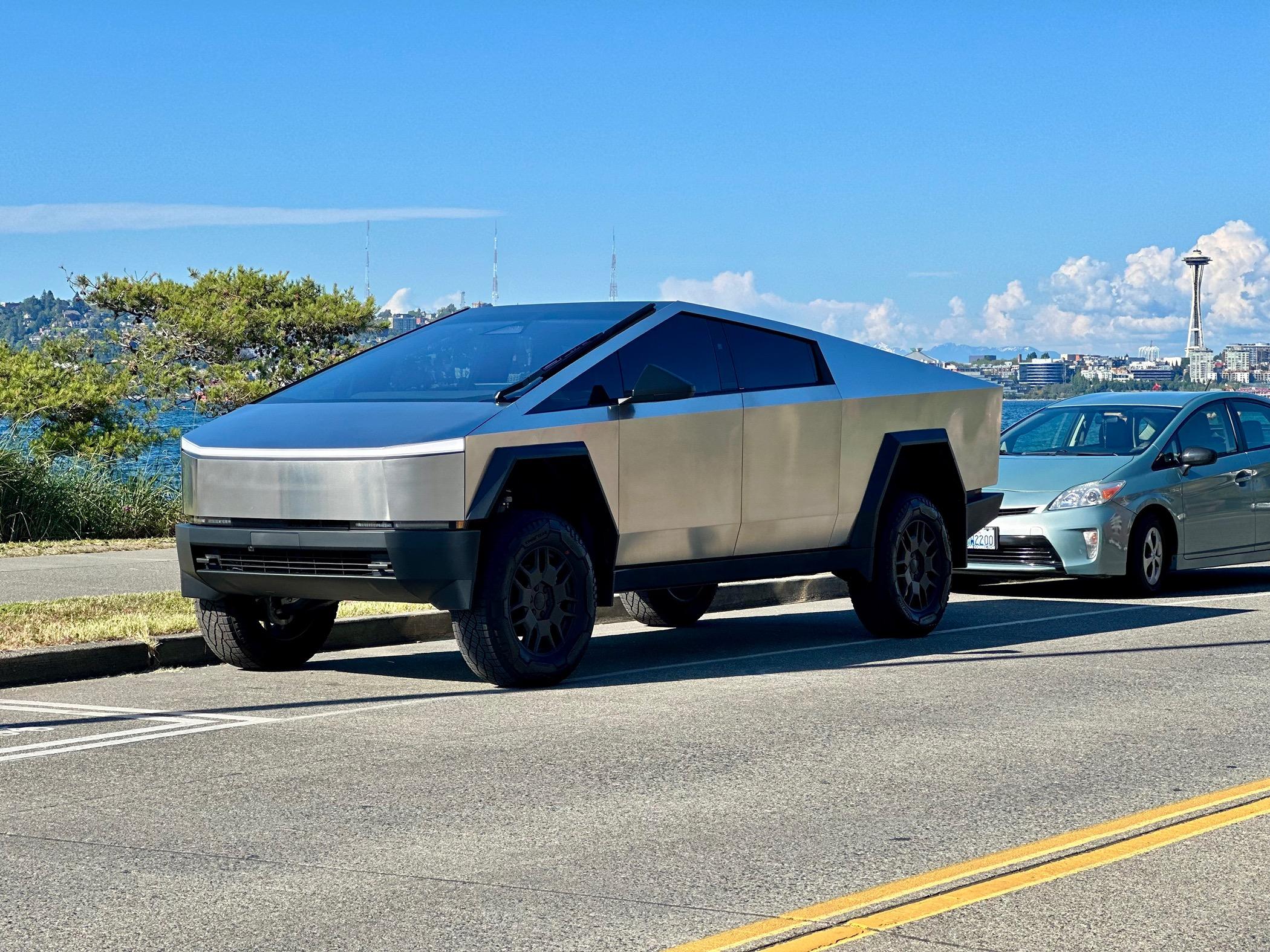 Tesla Cybertruck Daily random Cybertruck photos thread - Post Yours! 📸 🤳 IMG_8650