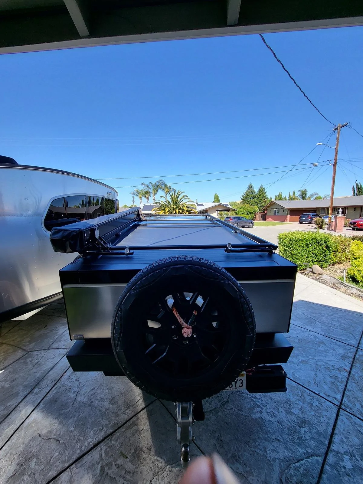Tesla Cybertruck Cybertruck modular roof rack + bed rack w/ rooftop tent (RTT) - world's first?! 20240601_153959