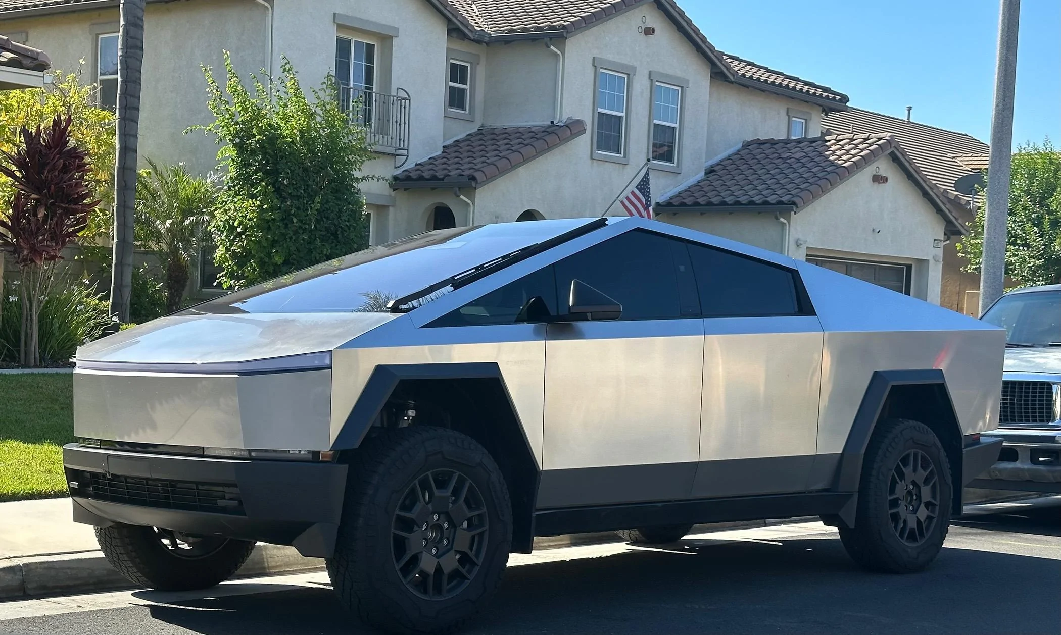 Tesla Cybertruck Unedited CT’s only! Don’t mess with perfection. IMG_7341