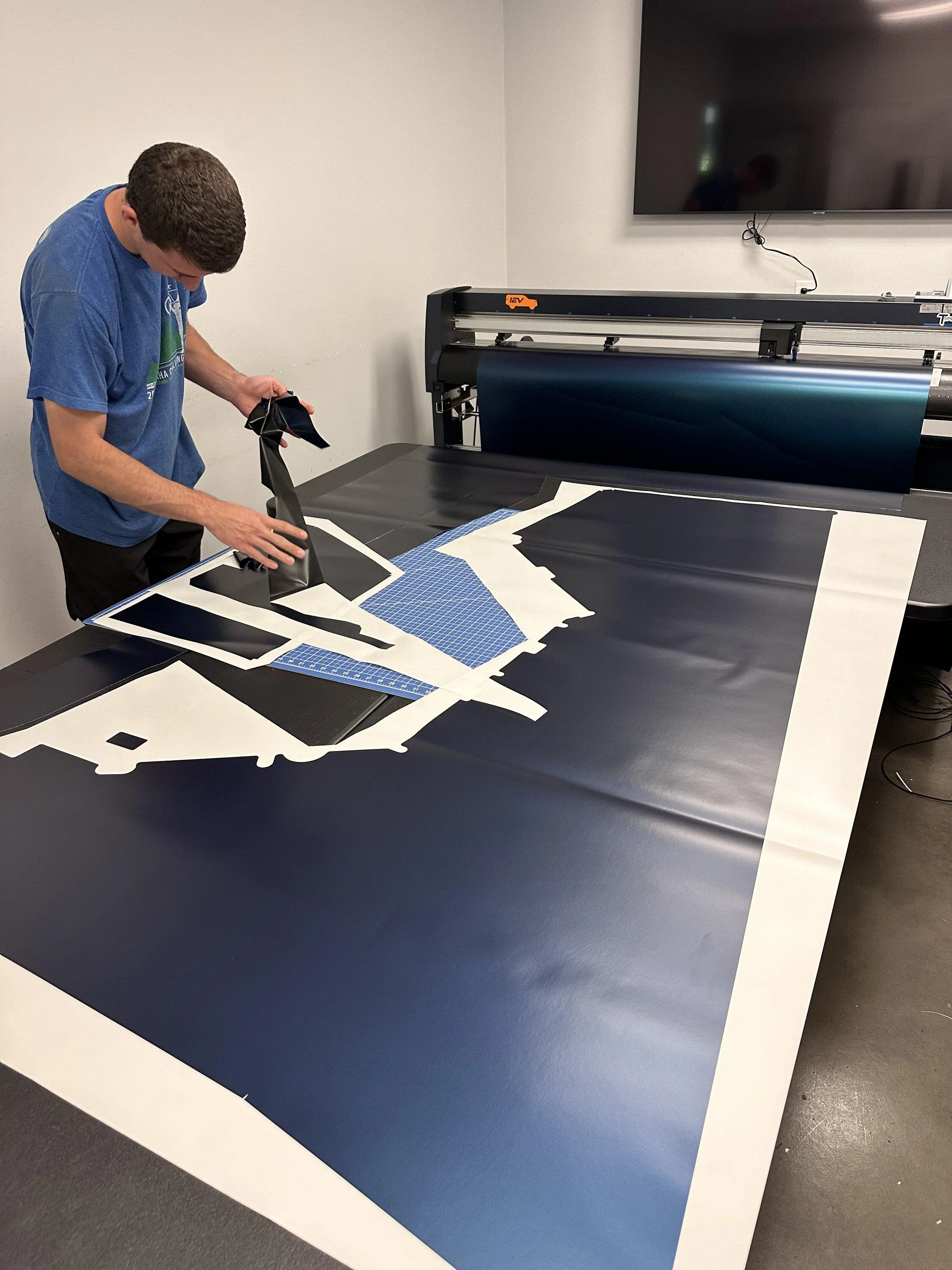 Tesla Cybertruck Satin Frozen Ocean - DIY Wrap Kit - T Sportline / Avery Dennison Vinyl IMG_2169