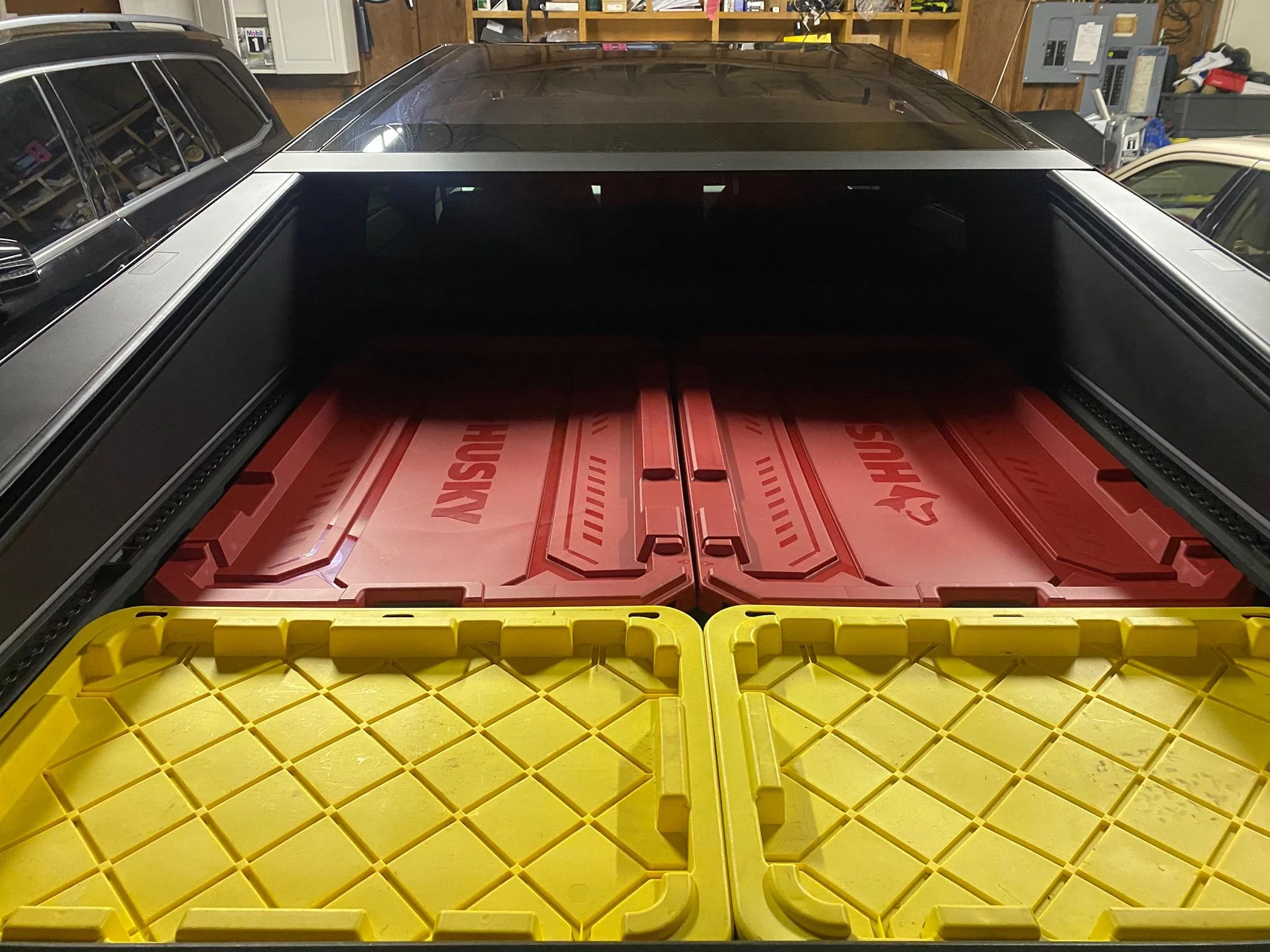Tesla Cybertruck Bed Storage Bin Option: Husky 57 Gallon Storage Tote With Wheels IMG_6780