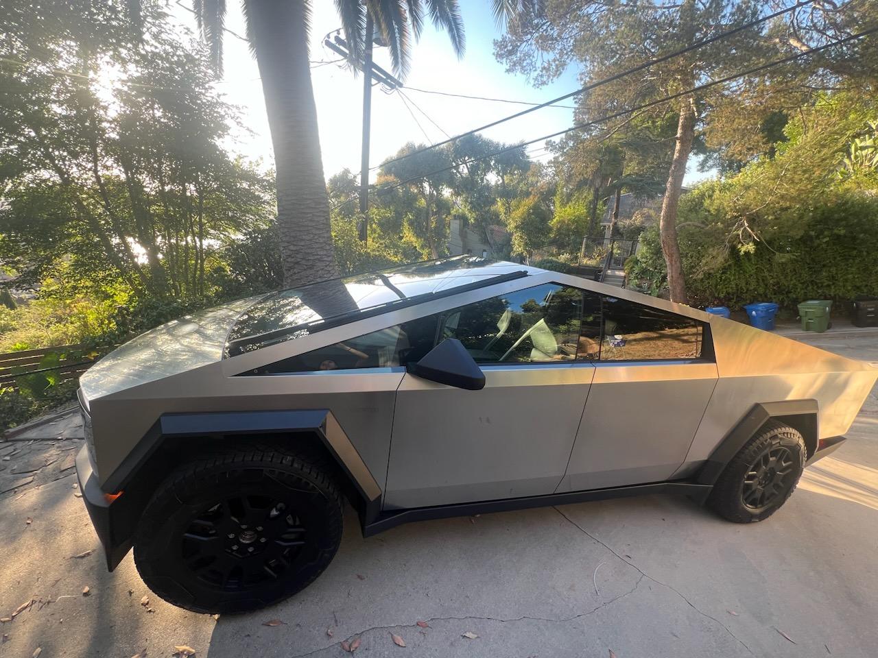Tesla Cybertruck Cyberbeast waiting room ⏳ mime-attachment