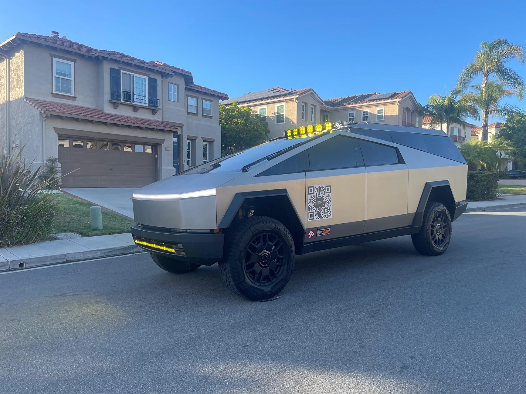 Tesla Cybertruck CYBERTRUCKco World’s First Production-Intent roofrack w/ custom rooftop tent IMG_6369