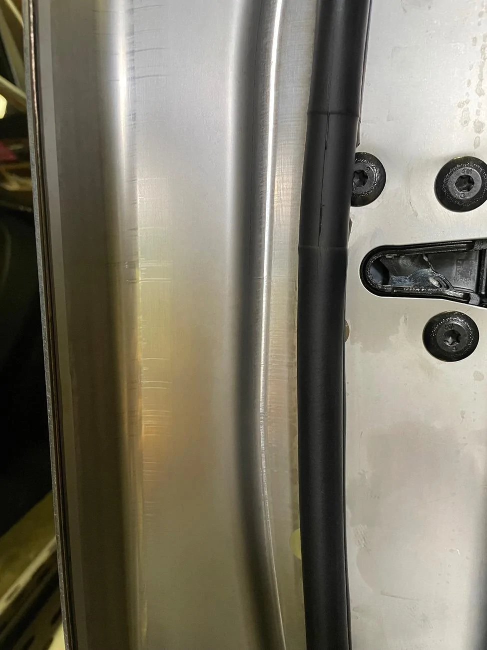 Tesla Cybertruck NEVR-DULL metal polish cleaner results…….. IMG_6523