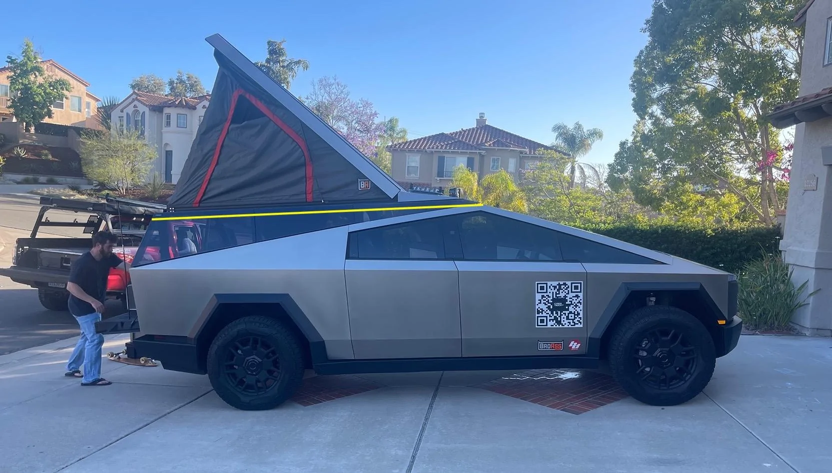 Tesla Cybertruck CYBERTRUCKco World’s First Production-Intent roofrack w/ custom rooftop tent IMG_6365