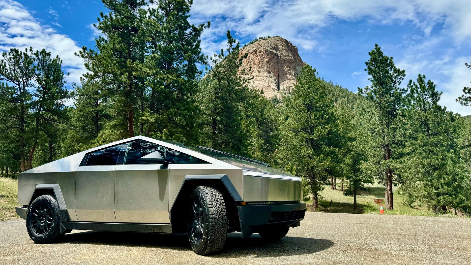 Tesla Cybertruck 1 month, 4k miles and holy crap!!!!! IMG_9163
