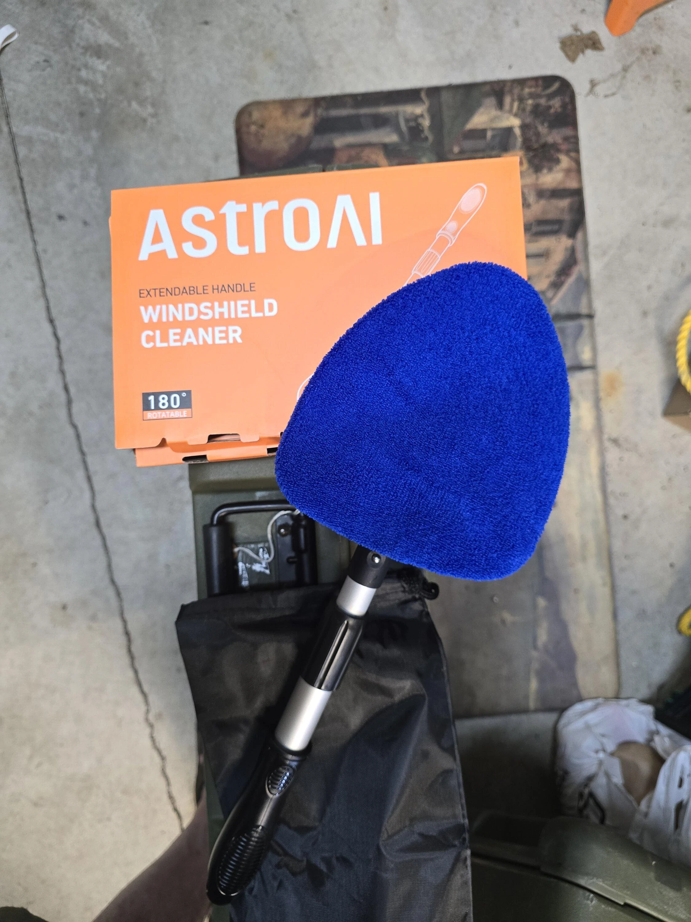Tesla Cybertruck Interior Window Cleaner--must have accessory. 20240629_143804