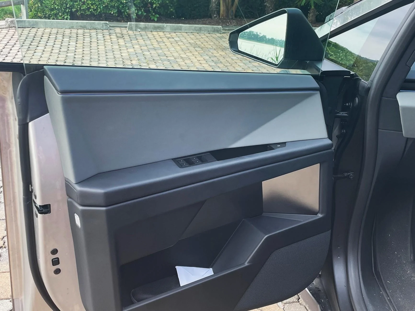 Tesla Cybertruck Tactical Grey Interior Cybertruck (CyberBeast)'s Surprising & Amazing Delivery Experience in Houston Area IMG_3689
